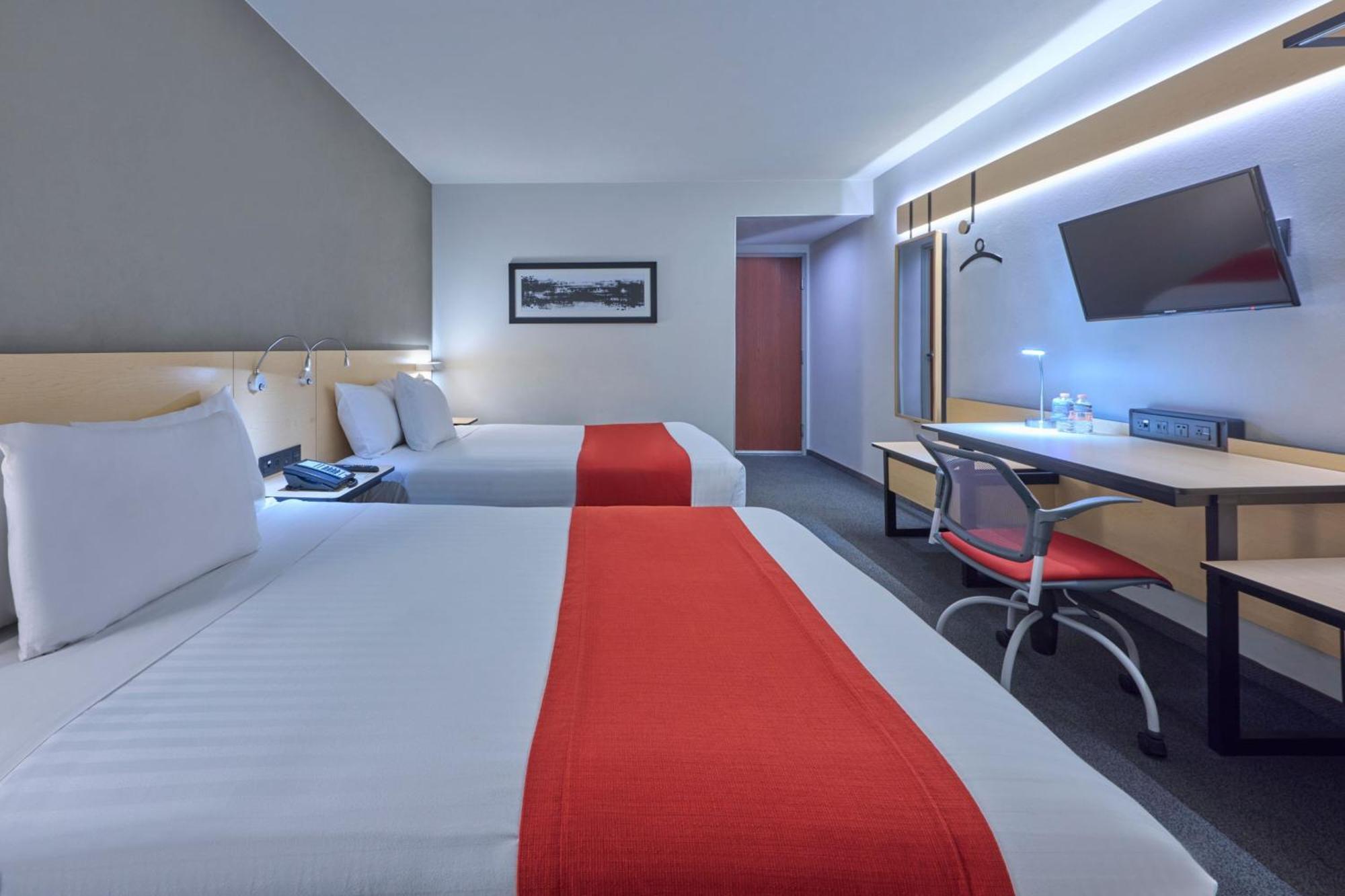 City Express By Marriott Toluca Eksteriør billede